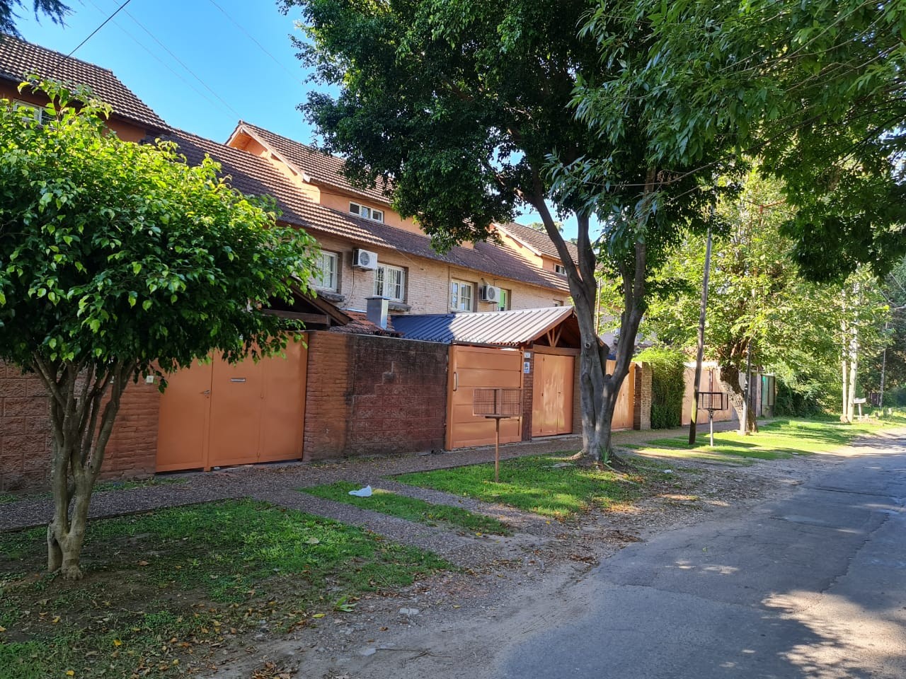 Venta  Triplex En Complejo El Molino (permuta por menor valor)
