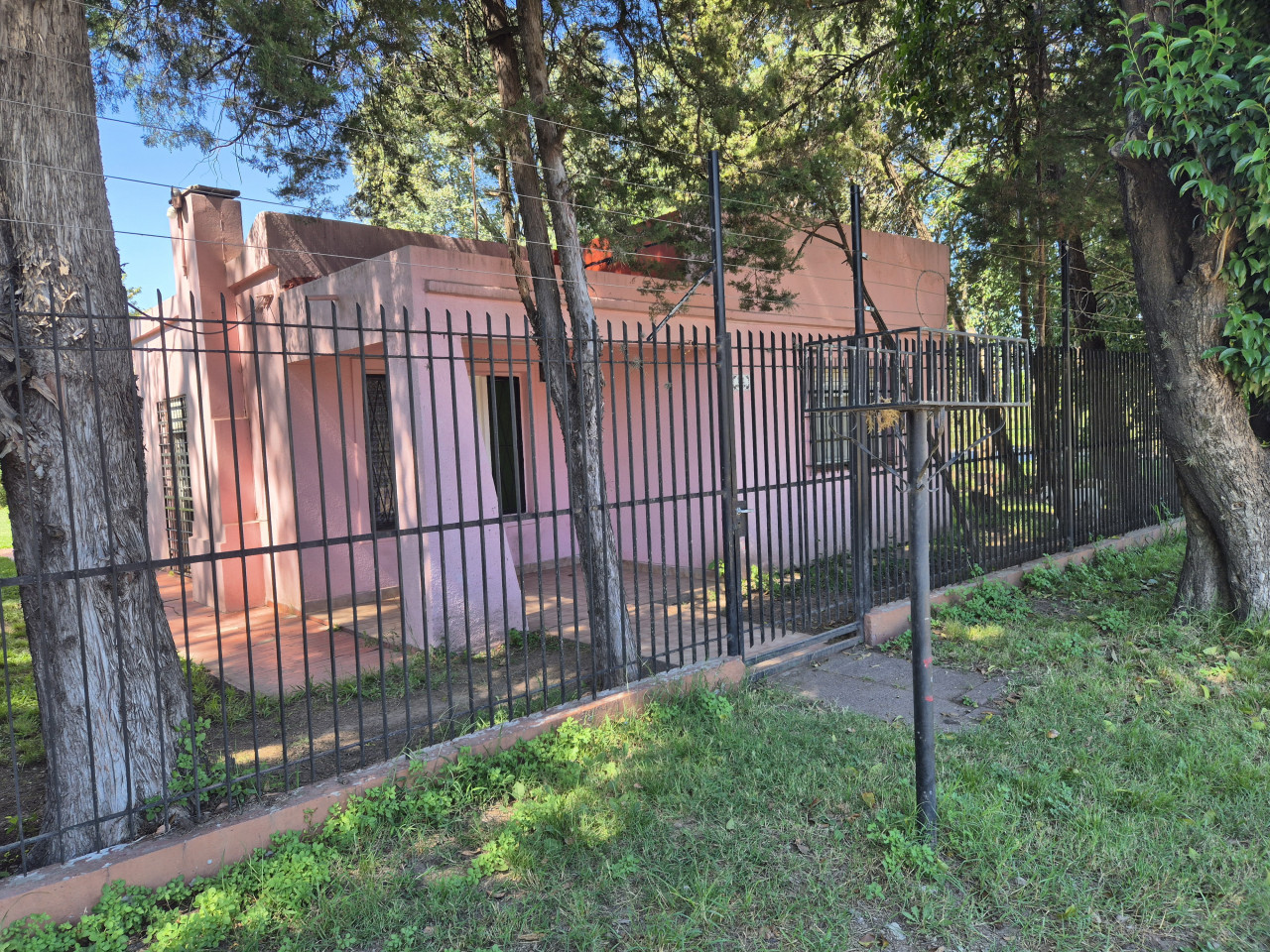 Venta casa en  con terreno de 1500 m2 , piscina(Rodriguez)
